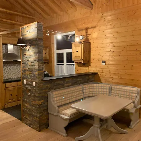 Alpehytte Chalet Cap Des Alpes Avec Sauna Et Jacuzzi Prive En Valais