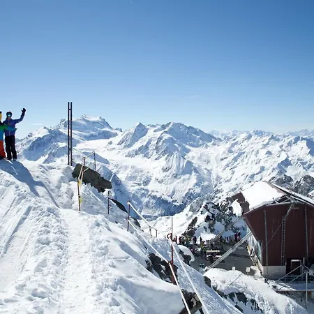 Chalet Cap Des Alpes Avec Sauna Et Jacuzzi Prive En Valais